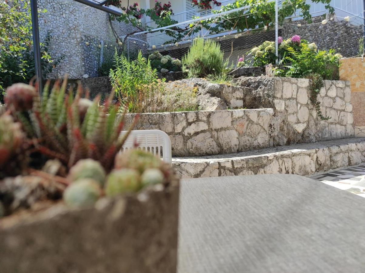 Apartments By The Sea Trpanj, Peljesac - 15995 Exterior foto